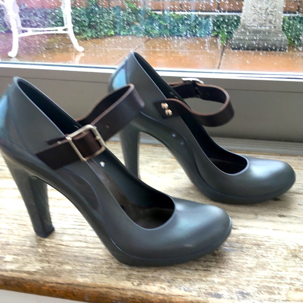MARNI Rubber/Leather Mary Jane Pumps Size 40